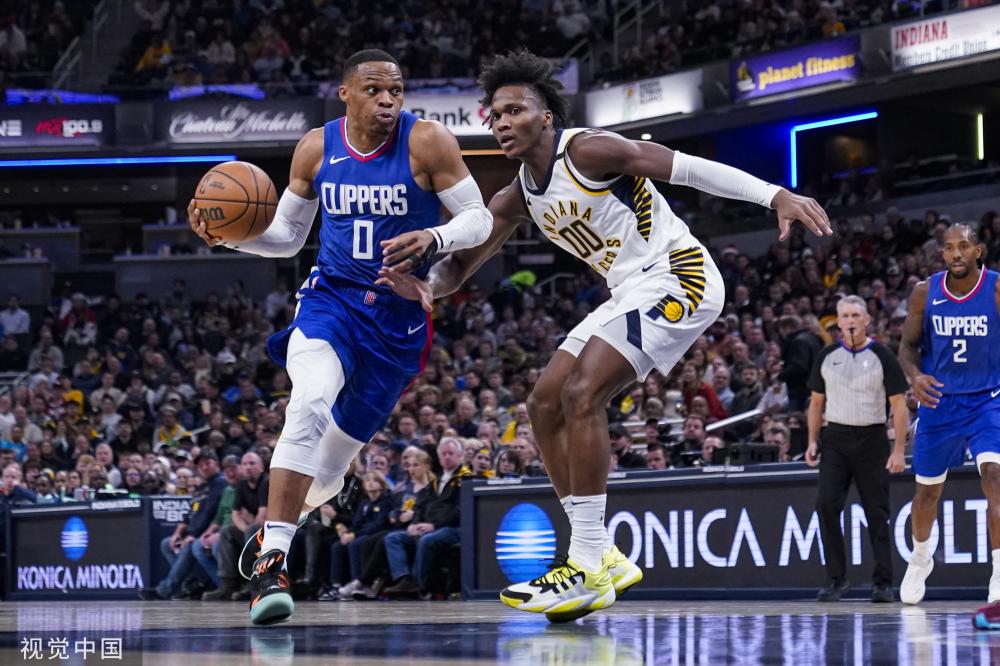 身材高大 身材高大