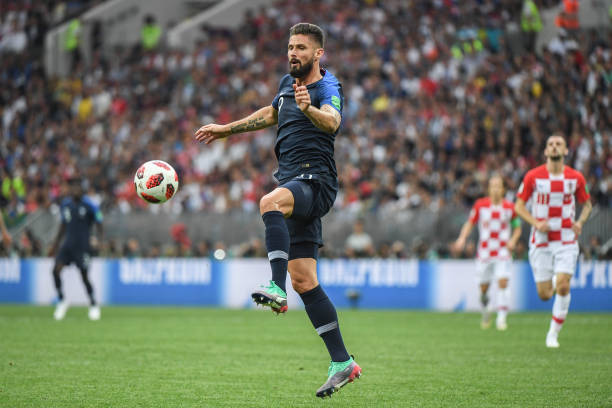 刻吸引了众 刻吸引了众